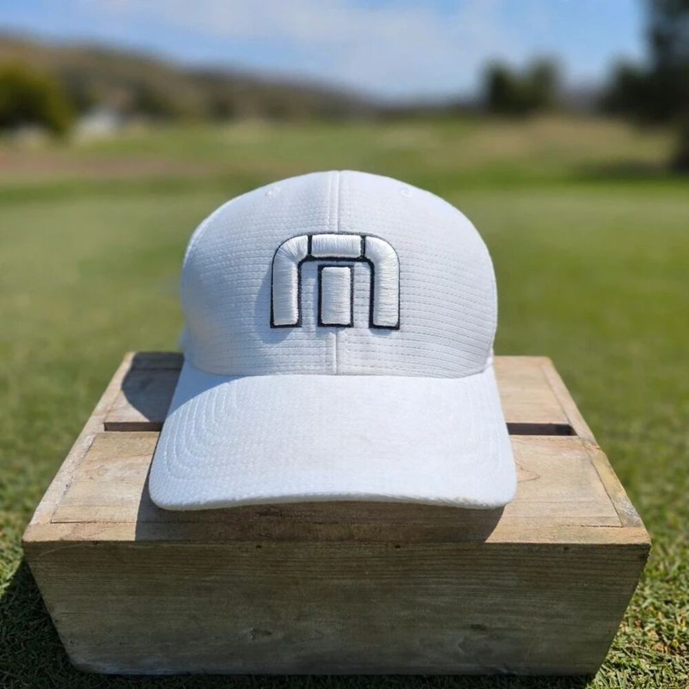 Travis Mathew White Flexfit Hat Cap S M Golf Embroidered Logo